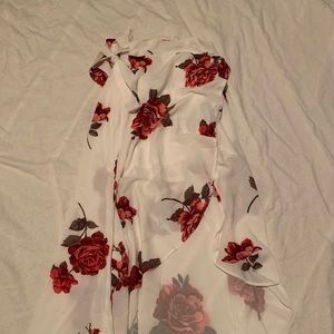 High-Low rise floral skirt